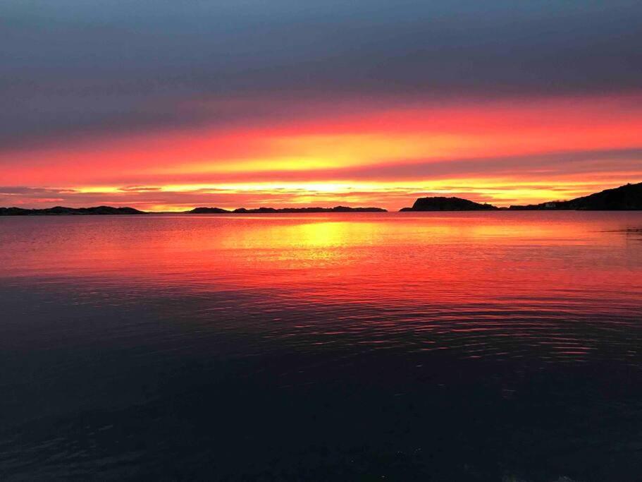 Ny Laegenhet Pa Markplan Med Havsutsikt Stromstad Luaran gambar